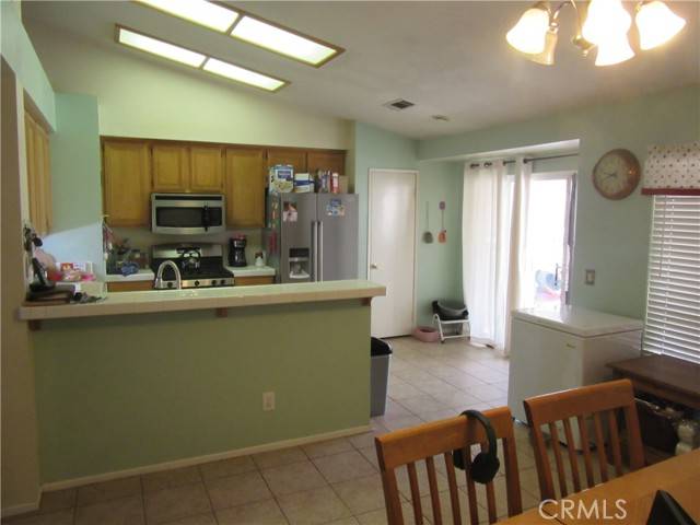 Victorville, CA 92392,14351 Via Roca