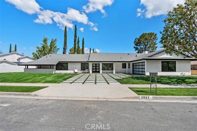 Thousand Oaks, CA 91362,2037 Rayshire Street