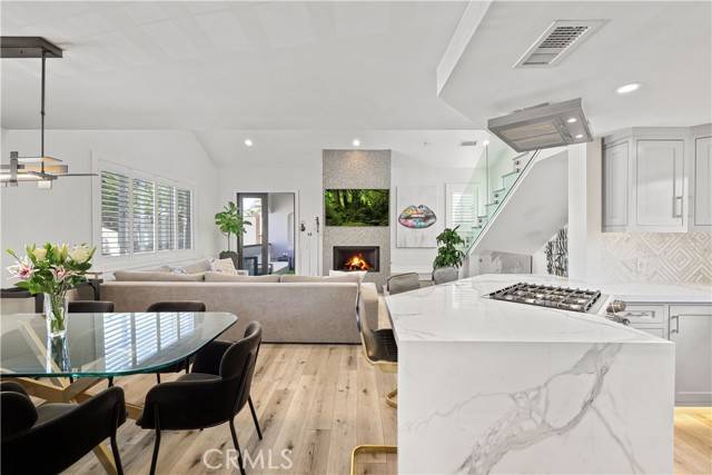 Corona Del Mar, CA 92625,703 Carnation