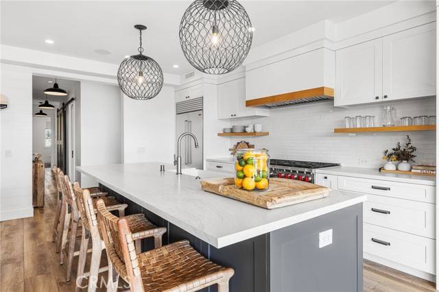 Newport Beach, CA 92663,115 41st
