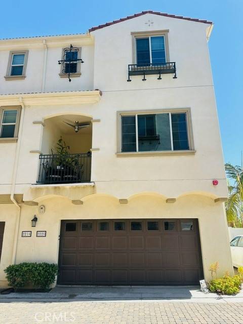 Anaheim, CA 92804,2220 W Anacasa Way