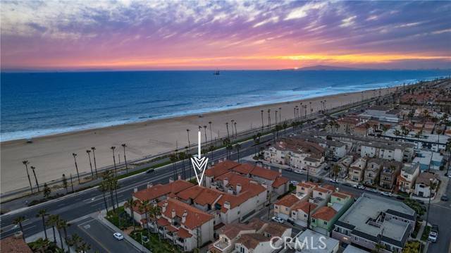 Huntington Beach, CA 92648,1400 Pacific Coast #305