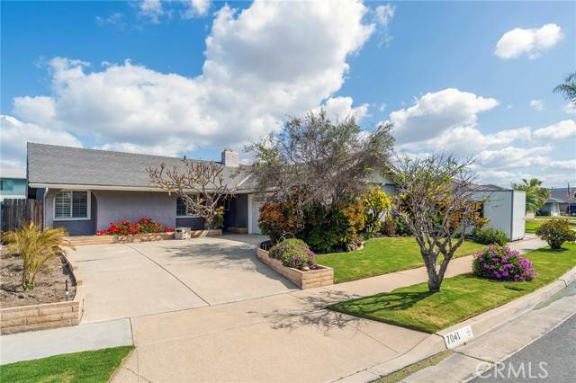 Huntington Beach, CA 92647,7041 Heil Avenue