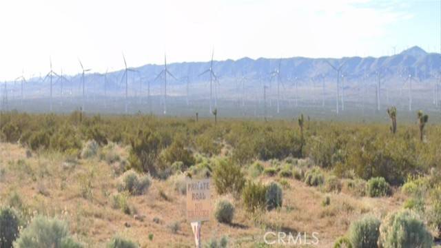 Mojave, CA 93501,3792 Camelot