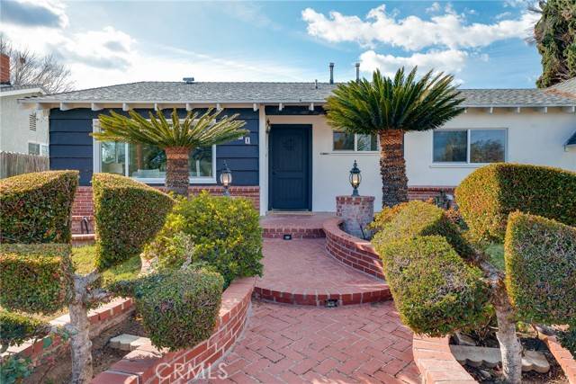 West Hills, CA 91307,6901 Fallbrook Avenue