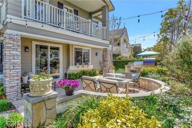 Huntington Beach, CA 92648,6288 Sunnyside Circle