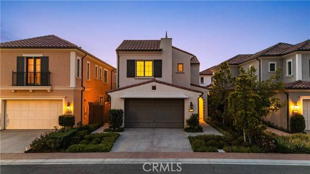 Irvine, CA 92602,123 Statura