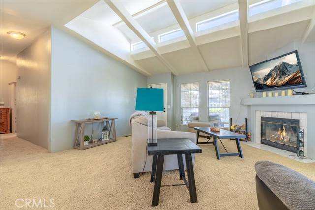 Palmdale, CA 93551,5200 Entrar #115