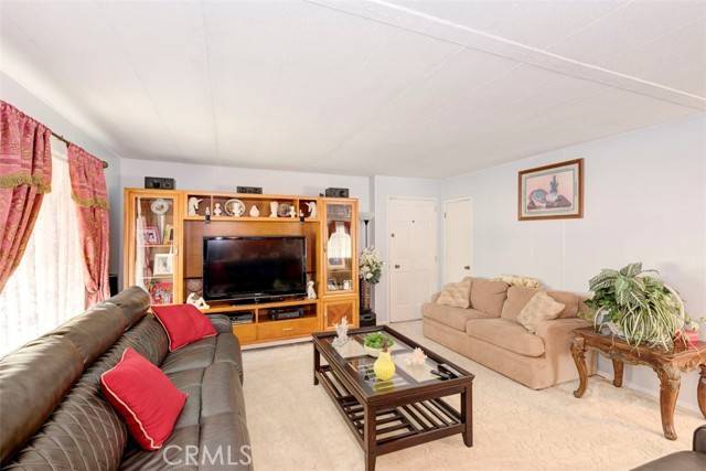 Riverside, CA 92503,3700 Buchanan st #142