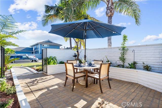 La Palma, CA 90623,4811 Sharon Drive