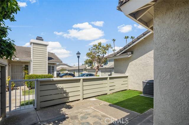 Anaheim, CA 92801,527 N Dartmouth Way #40