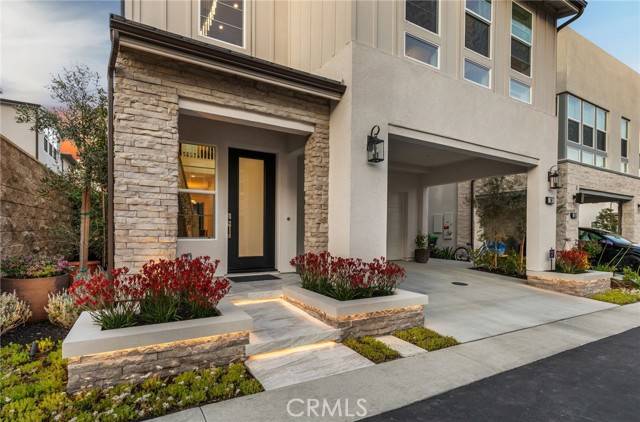 Lake Forest, CA 92630,140 Reyes Alley