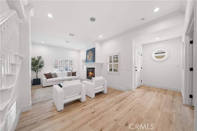 Irvine, CA 92604,14 Eagle point
