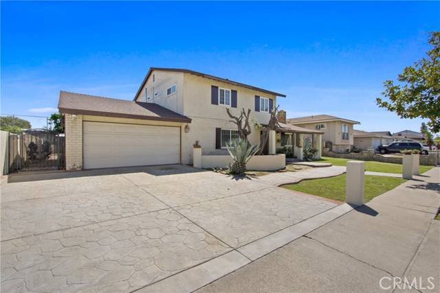 Anaheim, CA 92806,800 S Oakstone Way
