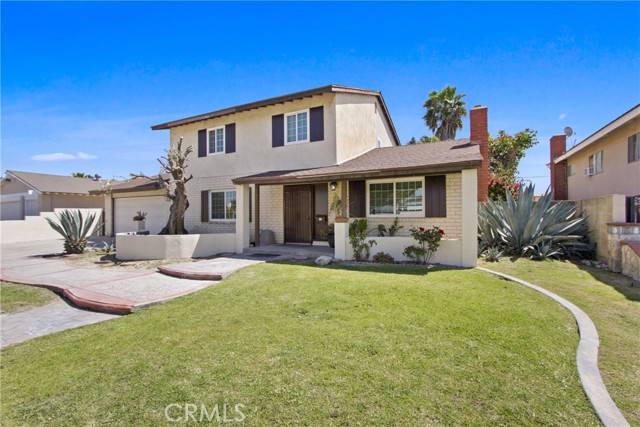 Anaheim, CA 92806,800 S Oakstone Way