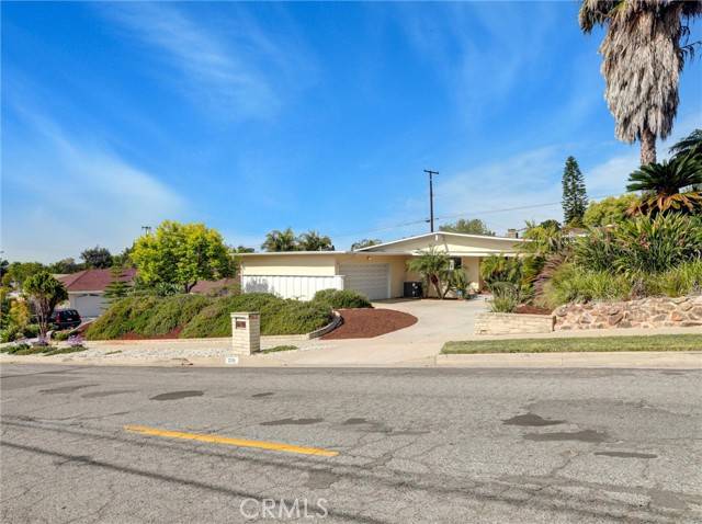 Fullerton, CA 92831,1219 N Raymond Avenue