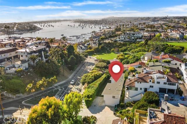 Corona Del Mar, CA 92625,2516 Bayside Drive