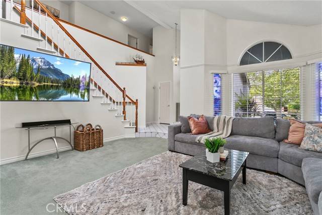 Corona, CA 92882,1241 Oakcrest Circle