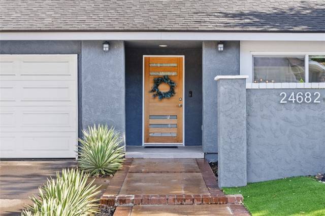 Mission Viejo, CA 92692,24682 Via San Fernando
