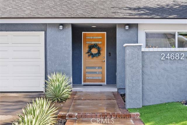 Mission Viejo, CA 92692,24682 Via San Fernando