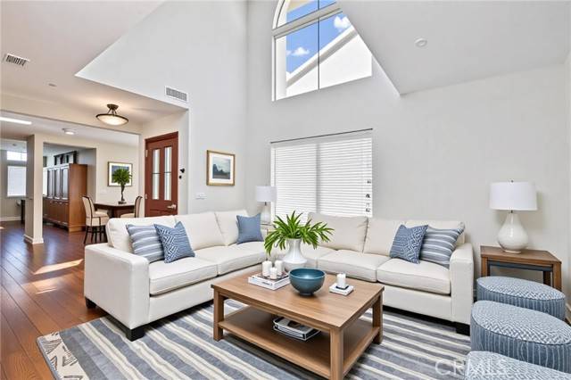 San Clemente, CA 92673,3014 Enrique #98