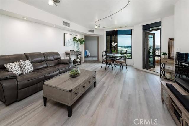 San Diego, CA 92101,500 W Harbor Drive #908