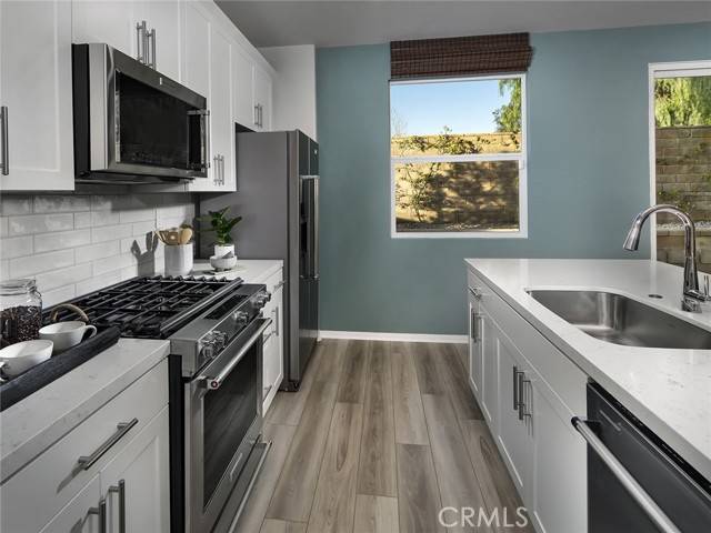 Redlands, CA 92374,2149 Bergamot Street