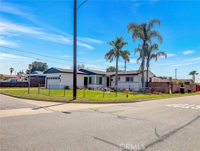 Anaheim, CA 92804,2872 W Skywood Circle