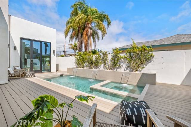 Huntington Beach, CA 92648,215 Lincoln Avenue