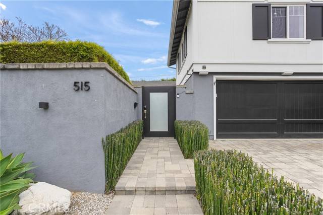 Costa Mesa, CA 92626,515 Traverse Drive