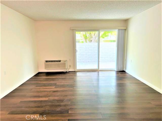 Laguna Woods, CA 92637,2328 Via Mariposa #T