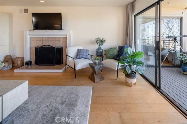 Del Mar, CA 92014,275 Stratford Court