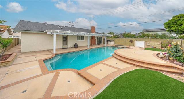 Fountain Valley, CA 92708,9248 Jasmine Avenue