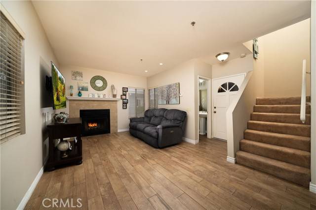 Costa Mesa, CA 92627,260 Victoria St #29