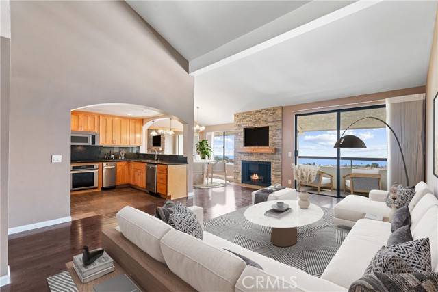 Rancho Palos Verdes, CA 90275,5987 Peacock Ridge Road #206