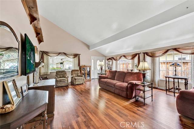 Tustin, CA 92780,14892 Braeburn Road