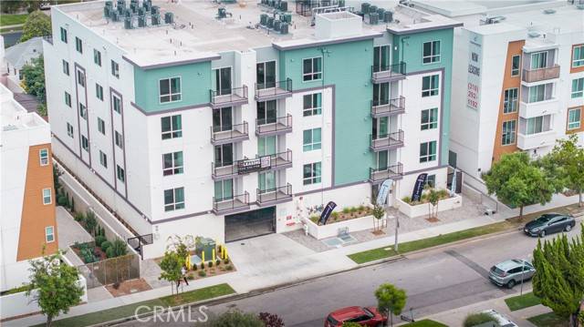 Los Angeles, CA 90016,3518 Chesapeake Avenue