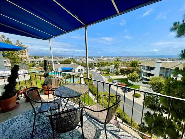 Newport Beach, CA 92663,102 Scholz #PH 28