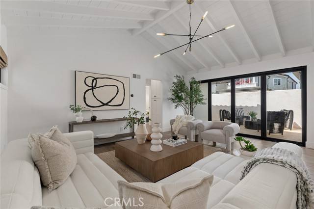 Newport Beach, CA 92663,317 Via Lido Nord