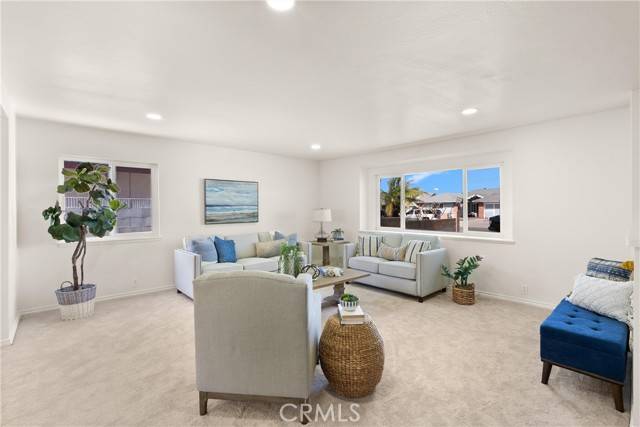 Santa Ana, CA 92704,2902 W Raymar Street