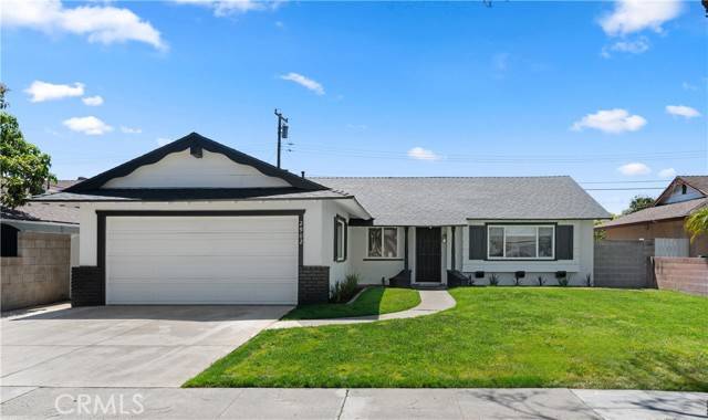 Santa Ana, CA 92704,2902 W Raymar Street
