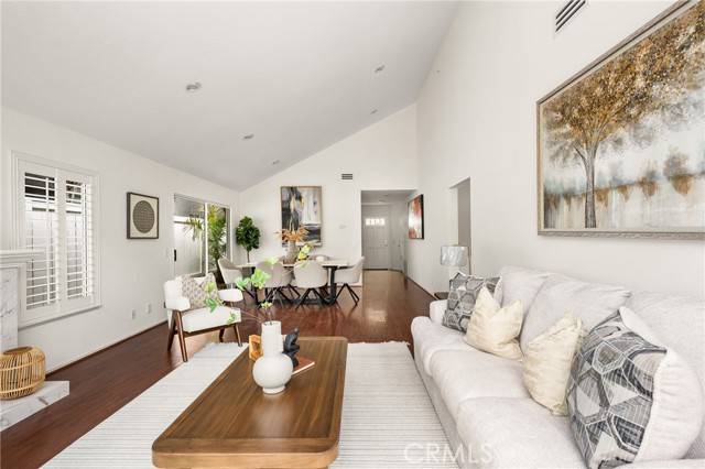 San Clemente, CA 92673,2122 Via Aguila