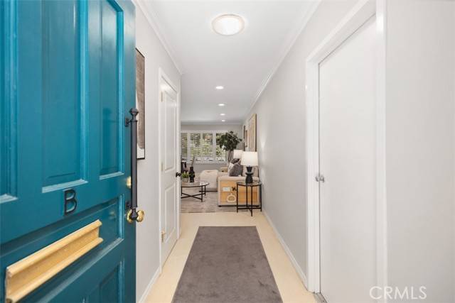 Laguna Woods, CA 92637,3315 San Amadeo #B