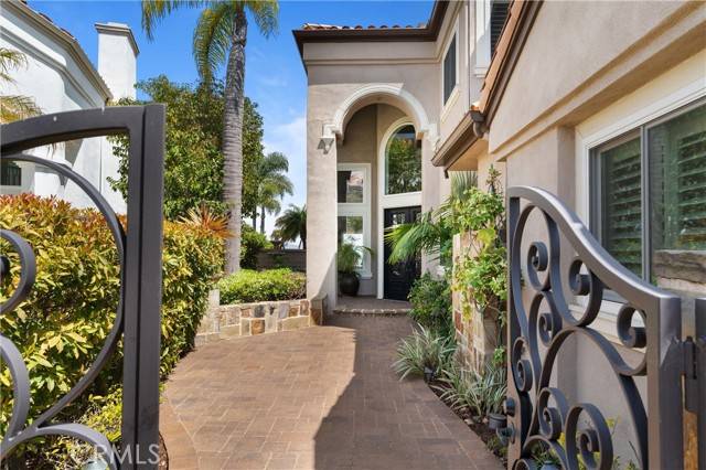 Laguna Niguel, CA 92677,30572 La Vue
