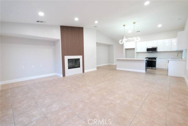Victorville, CA 92392,13123 Arvila Drive