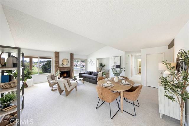 Mission Viejo, CA 92692,23586 Villena