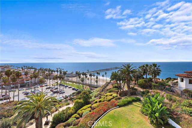 San Clemente, CA 92672,411 Avenida Granada #4F