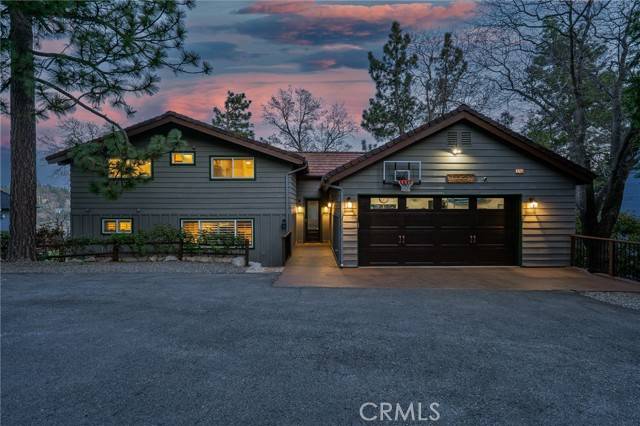 Lake Arrowhead, CA 92352,27550 North Bay Road