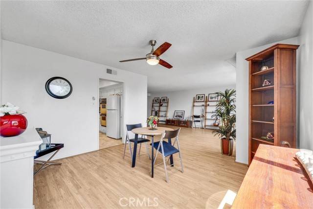 Long Beach, CA 90803,2131 E 1st Street #201