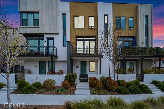 Irvine, CA 92618,158 Keeper